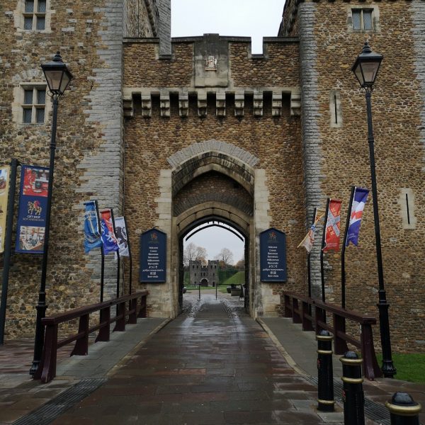 cardiff, cardiff castle, castle